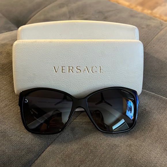 Versace Accessories - Versace Sunglasses